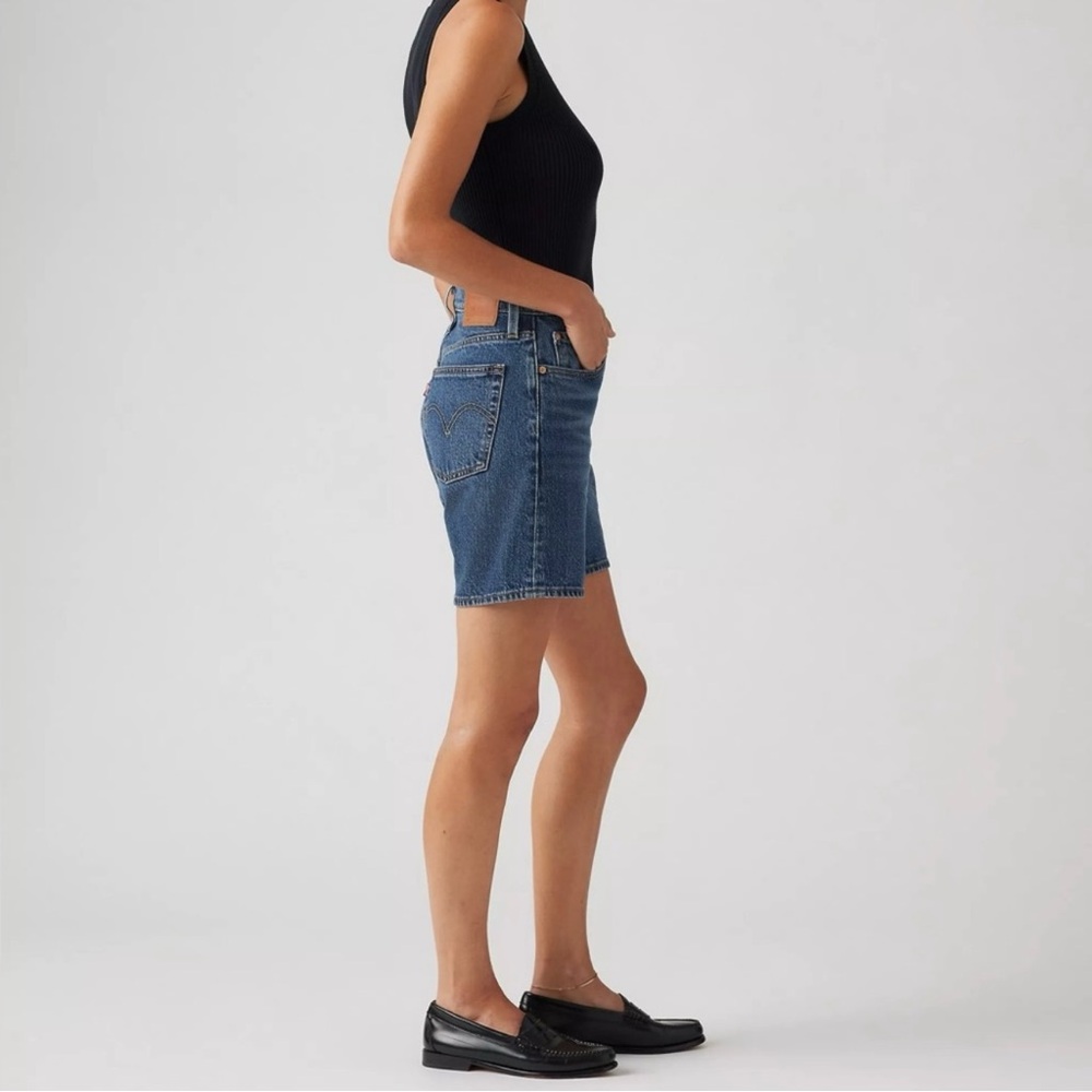 Levi's Mid Wash Blue Jean Shorts - Picture 14 of 14